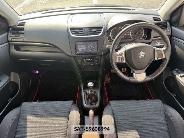 Suzuki SWIFT 2015-10 8338099-11
