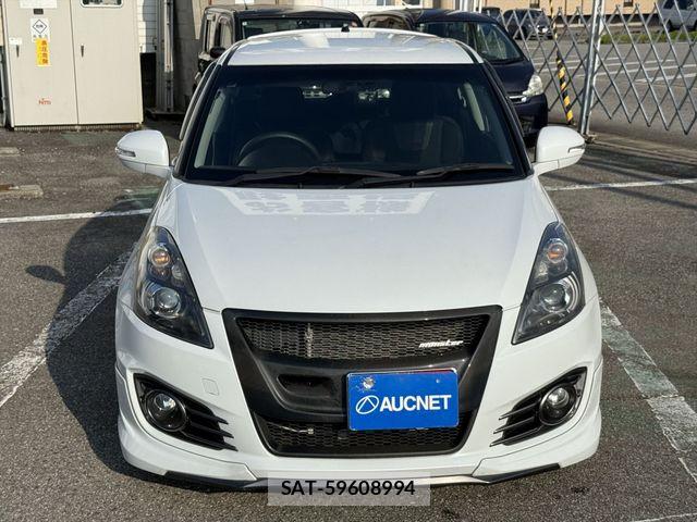 Suzuki SWIFT 2015-10 8338099-1