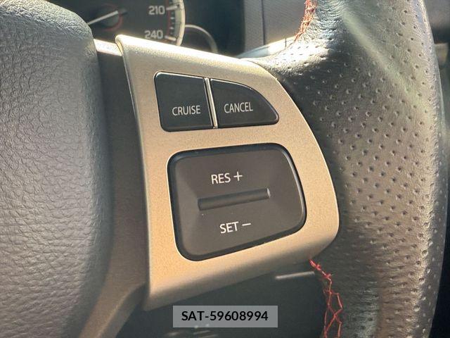 Suzuki SWIFT 2015-10 8338099-23