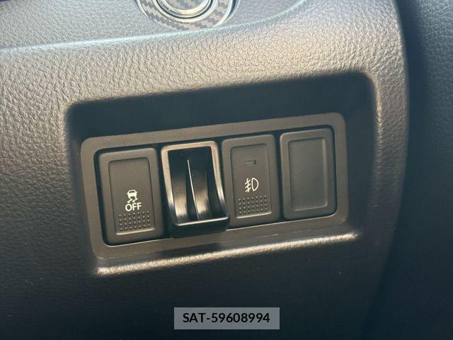 Suzuki SWIFT 2015-10 8338099-27