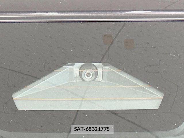 Suzuki SWIFT 2025-01 8338088-4