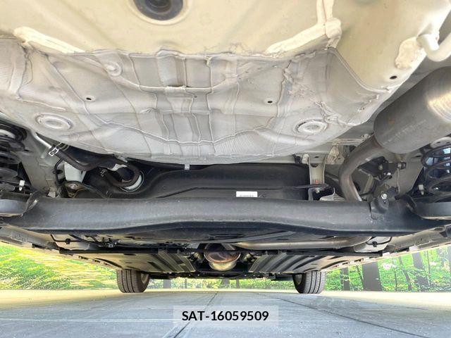 Suzuki SWIFT 2024-05 8338082-18