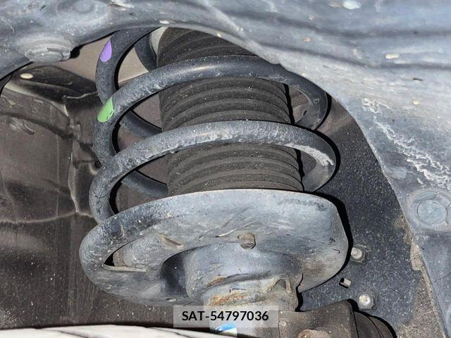 Suzuki SWIFT 2019-02 8338096-19