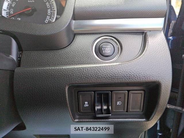 Suzuki SWIFT 2015-10 8338097-15