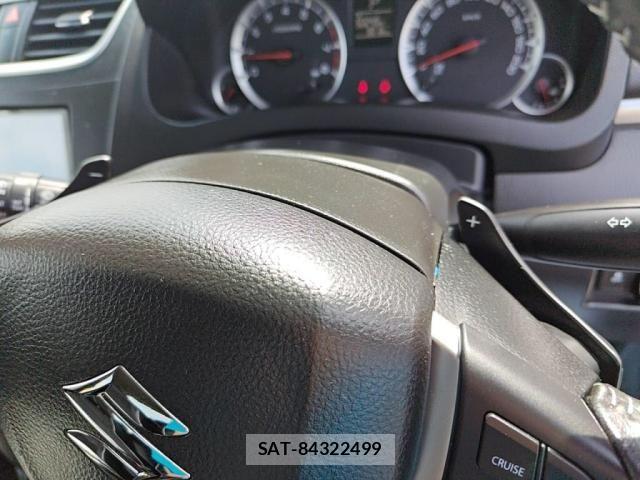 Suzuki SWIFT 2015-10 8338097-20