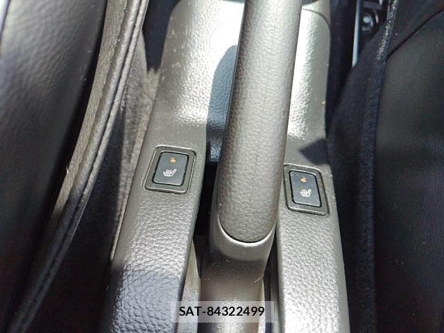 Suzuki SWIFT 2015-10 8338097-21