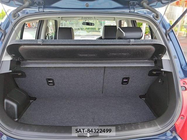 Suzuki SWIFT 2015-10 8338097-24
