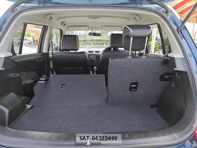 Suzuki SWIFT 2015-10 8338097-27