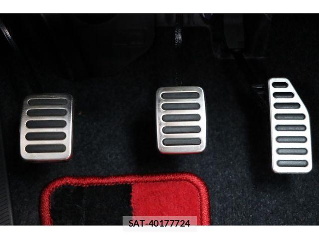 Suzuki SWIFT 2025-10 8338083-22
