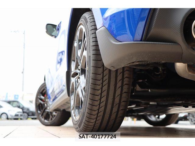 Suzuki SWIFT 2025-10 8338083-28