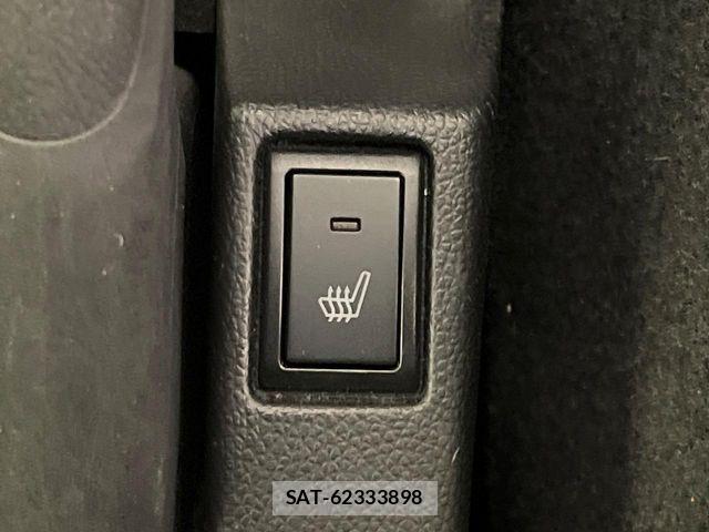 Suzuki SWIFT 2022-03 8338095-6