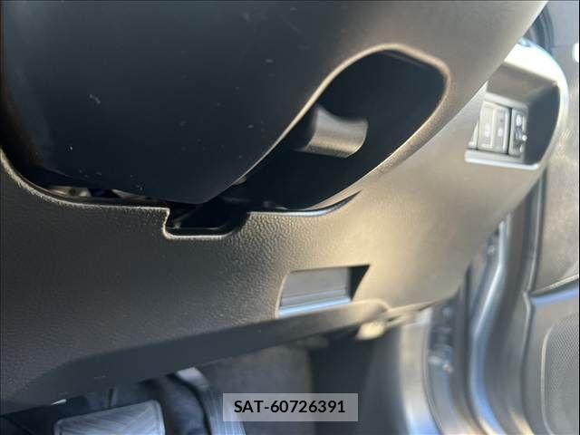 Suzuki SWIFT 2013-08 8338102-25