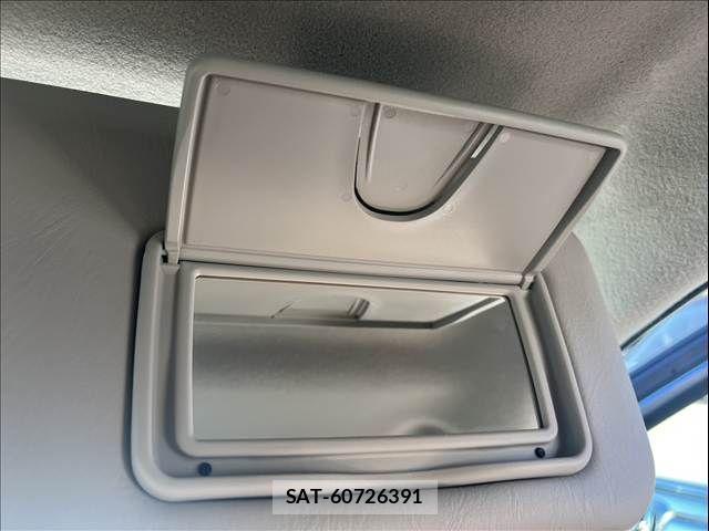 Suzuki SWIFT 2013-08 8338102-28