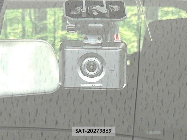 Suzuki SWIFT 2022-09 8338090-6