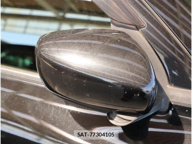 Suzuki SWIFT 2019-06 8355701-27