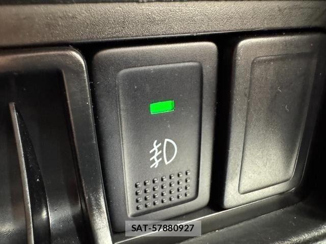 Suzuki SWIFT 2014-03 8355700-26