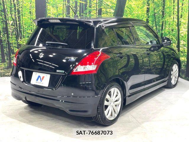 Suzuki SWIFT 2014-10 8355702-16
