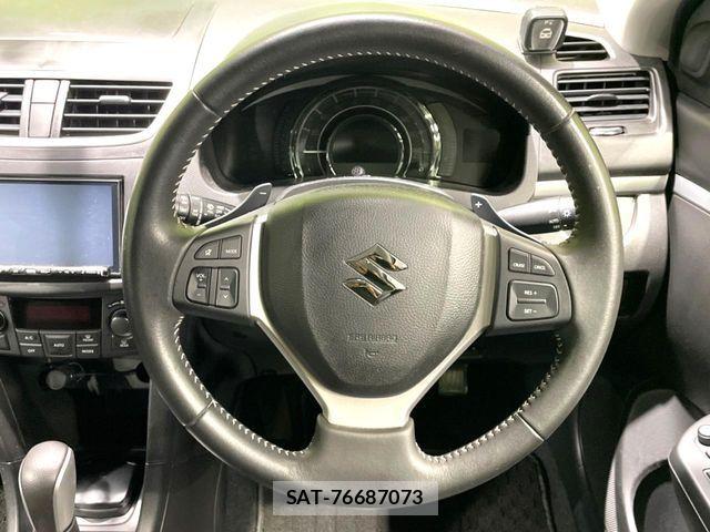 Suzuki SWIFT 2014-10 8355702-19