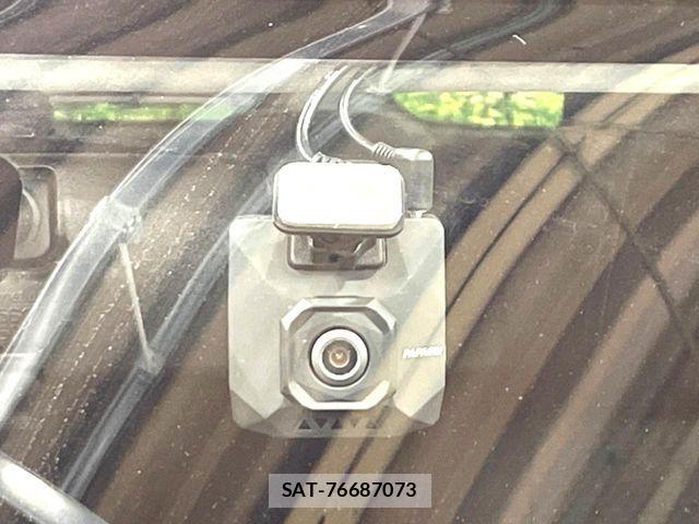 Suzuki SWIFT 2014-10 8355702-8