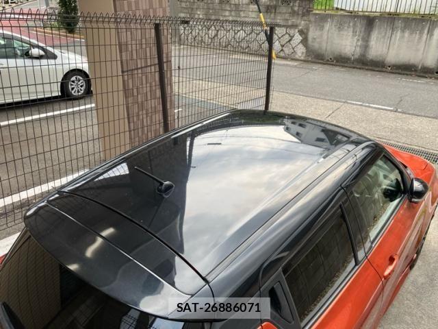 Suzuki SWIFT 2021-03 8369109-11