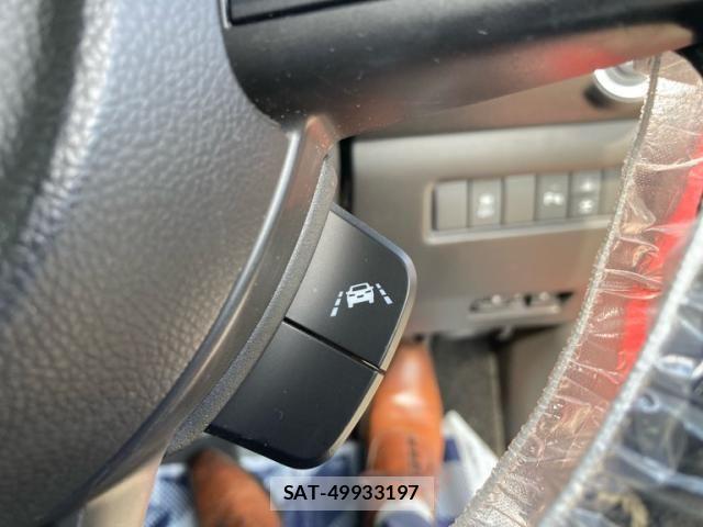 Suzuki SWIFT 2022-04 8369110-17