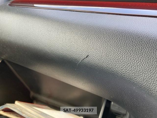 Suzuki SWIFT 2022-04 8369110-28