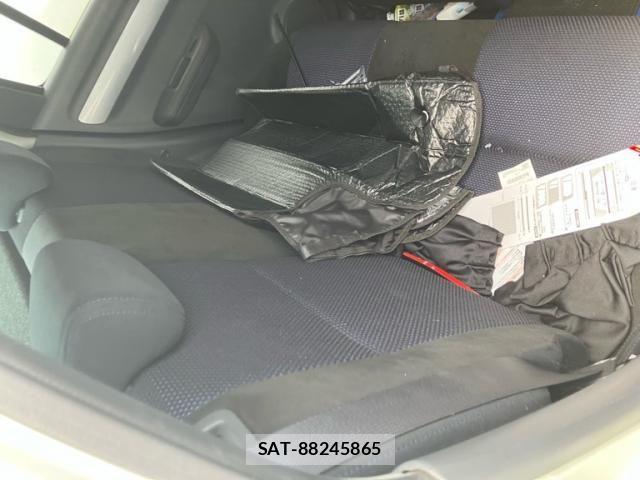 Suzuki SWIFT 2010-03 8369127-11