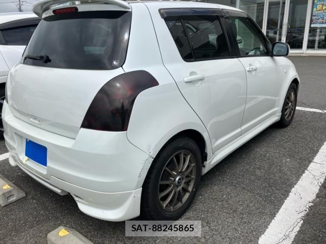 Suzuki SWIFT 2010-03 8369127-4