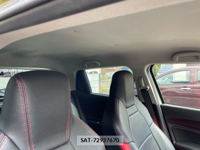 Suzuki SWIFT 2018-03 8369114-14