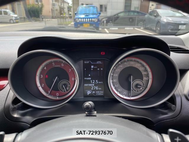 Suzuki SWIFT 2018-03 8369114-18