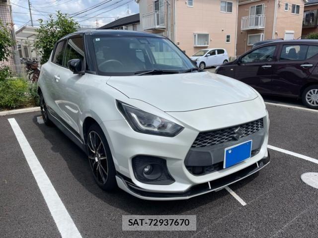 Suzuki SWIFT 2018-03 8369114-1