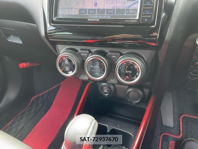 Suzuki SWIFT 2018-03 8369114-21