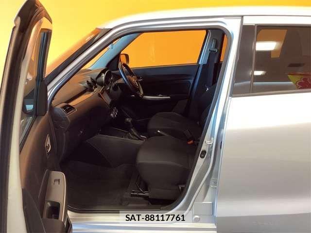 Suzuki SWIFT 2019-01 8369119-16