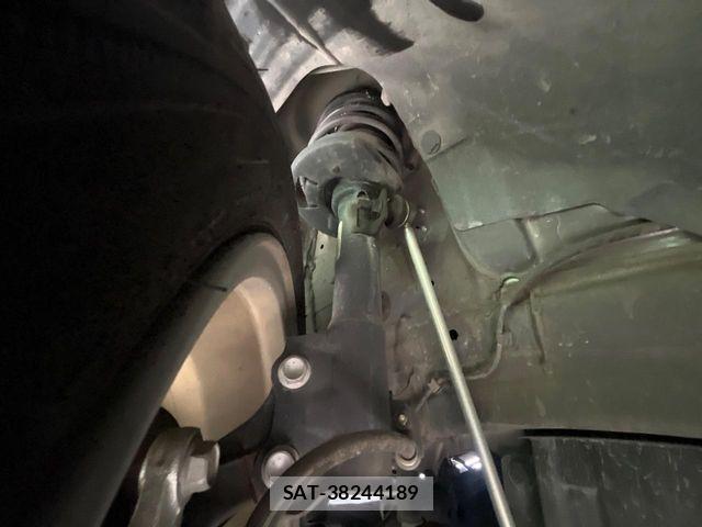 Suzuki SWIFT 2024-07 8369104-19