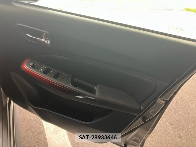 Suzuki SWIFT 2018-06 8369117-11