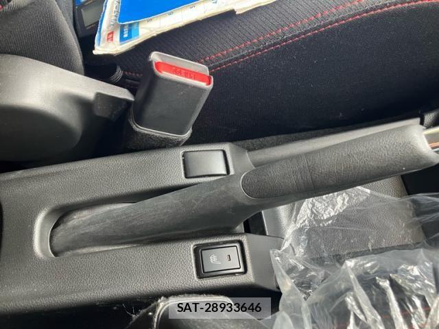 Suzuki SWIFT 2018-06 8369117-26
