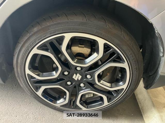 Suzuki SWIFT 2018-06 8369117-7