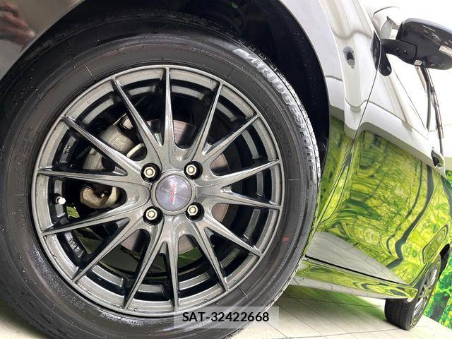 Suzuki SWIFT 2019-03 8369116-12
