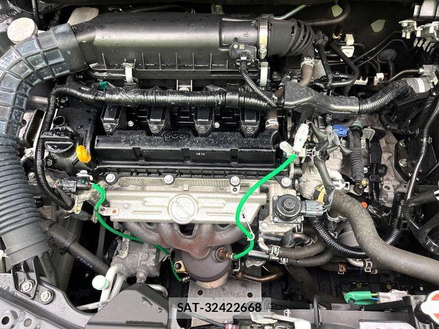 Suzuki SWIFT 2019-03 8369116-17
