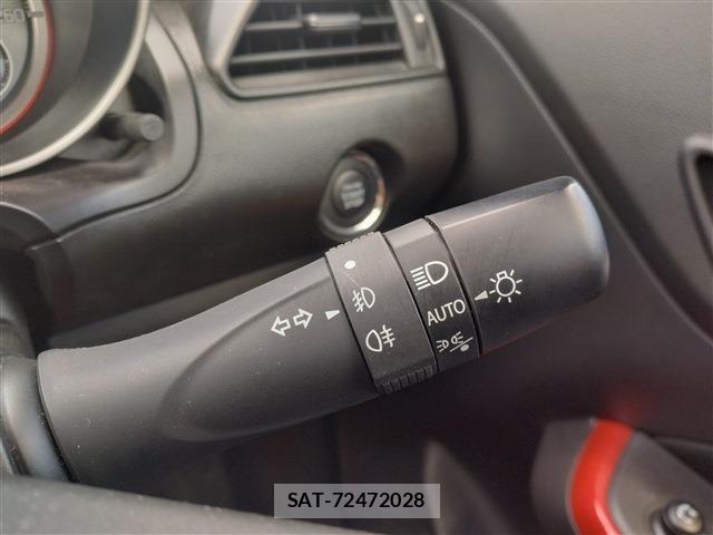 Suzuki SWIFT 2021-09 8369108-17
