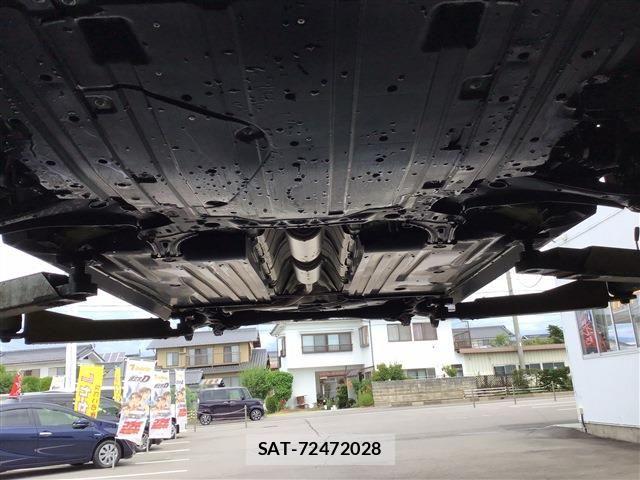 Suzuki SWIFT 2021-09 8369108-24