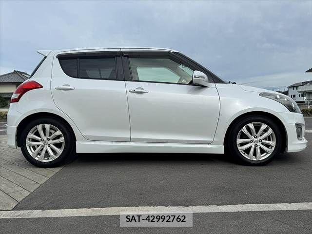 Suzuki SWIFT 2014-11 8369123-10