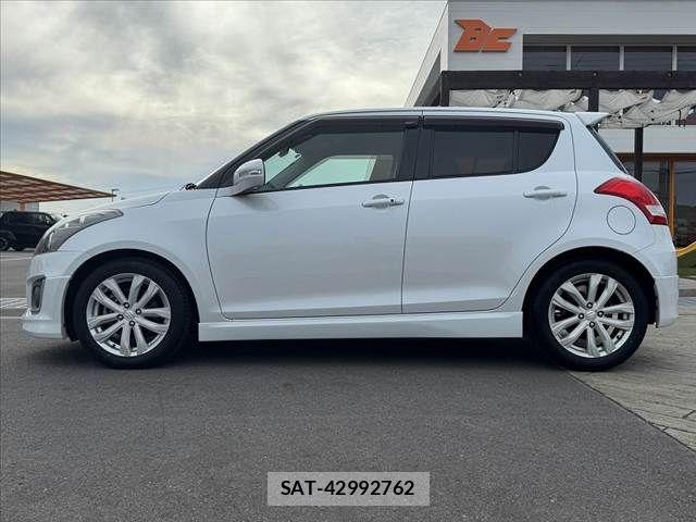 Suzuki SWIFT 2014-11 8369123-11