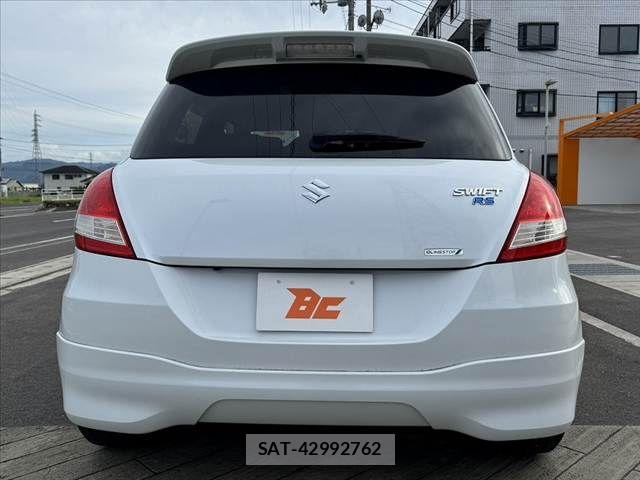 Suzuki SWIFT 2014-11 8369123-13