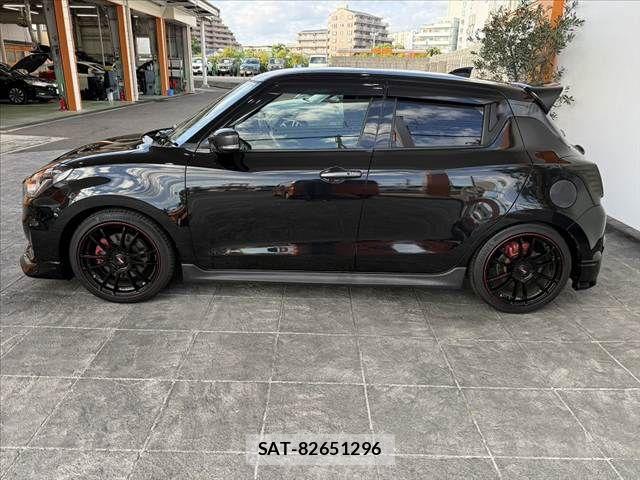Suzuki SWIFT 2021-12 8372260-10