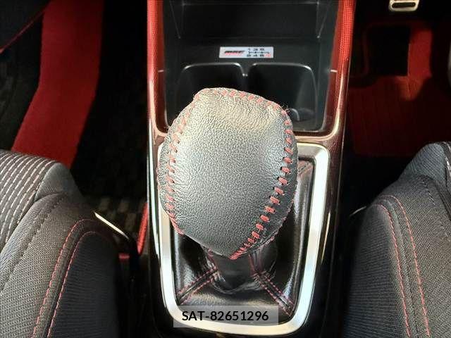 Suzuki SWIFT 2021-12 8372260-26