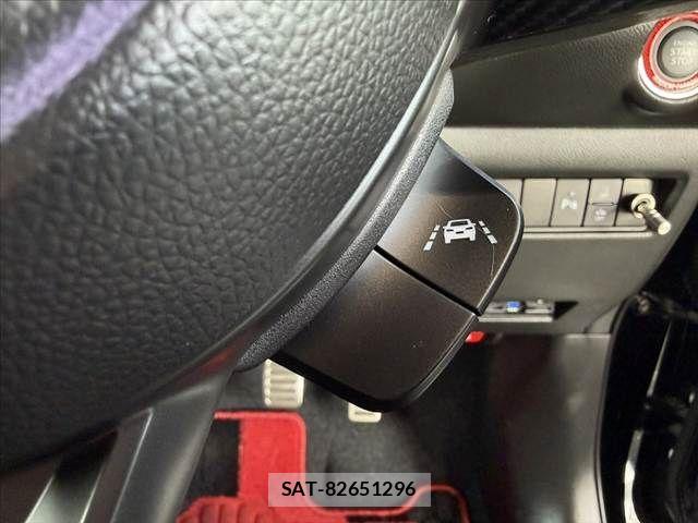 Suzuki SWIFT 2021-12 8372260-29