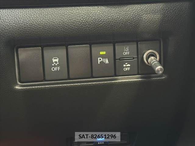 Suzuki SWIFT 2021-12 8372260-4