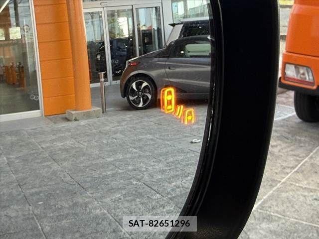 Suzuki SWIFT 2021-12 8372260-6