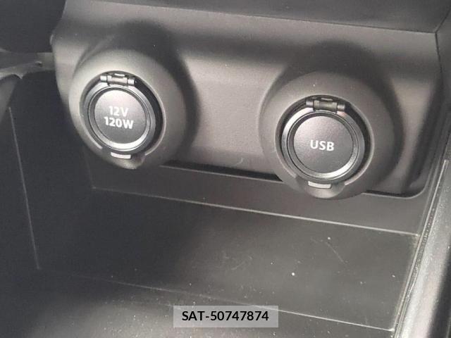 Suzuki SWIFT 2022-02 8372261-18